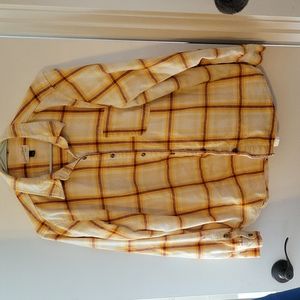Universal Threads Flannel